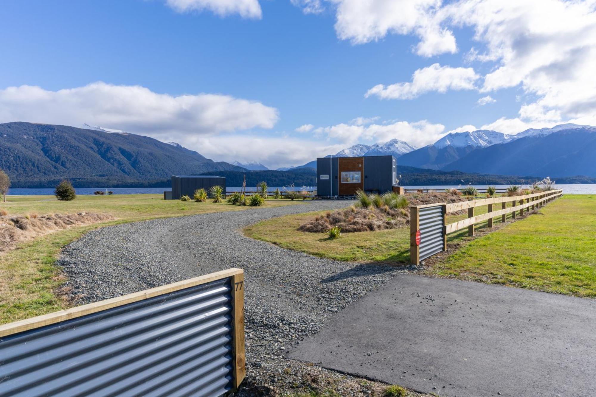 Tiny Piece Of Paradise - Te Anau Tiny House Dış mekan fotoğraf
